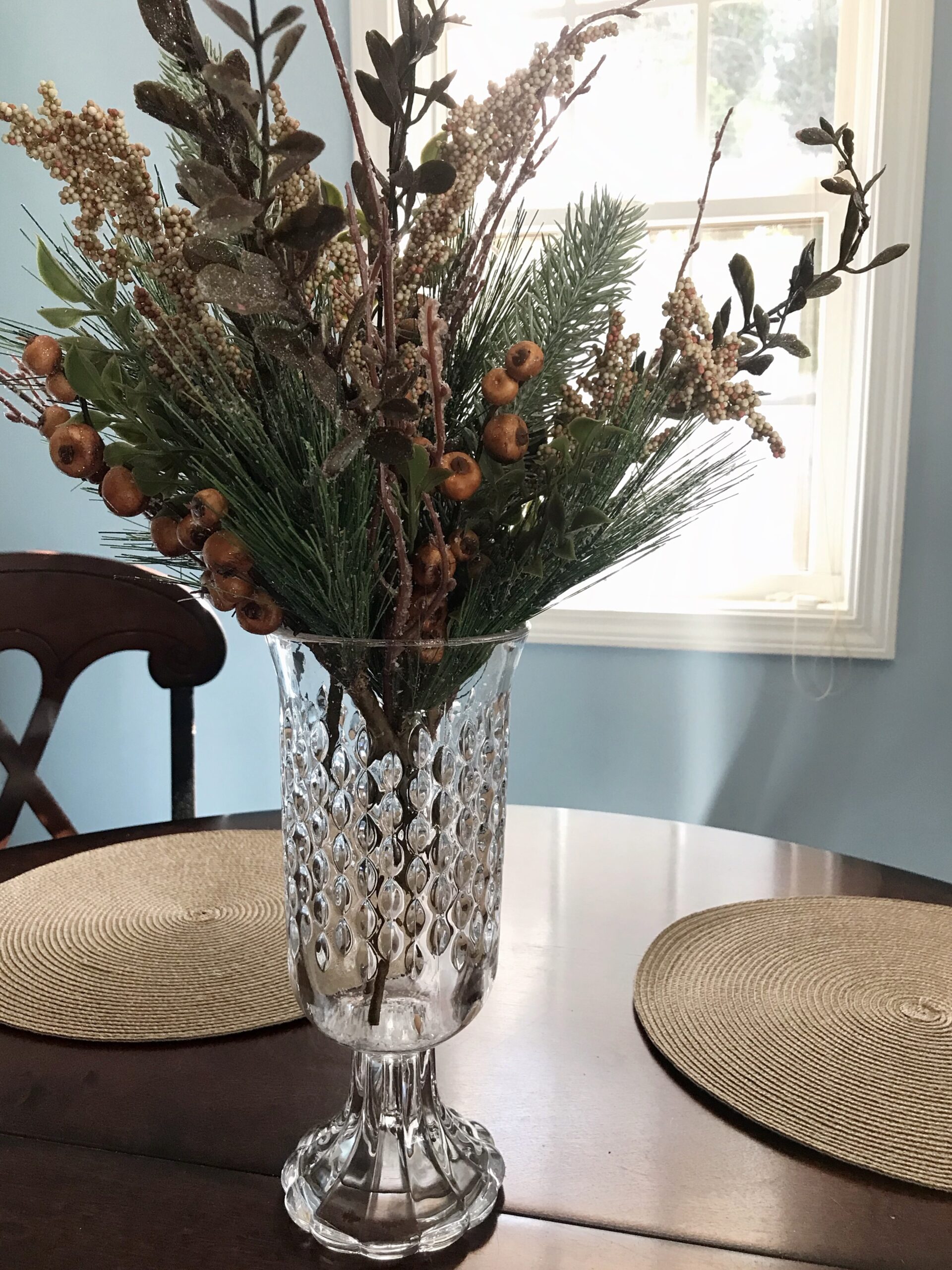 how to decorate a blue kitchen